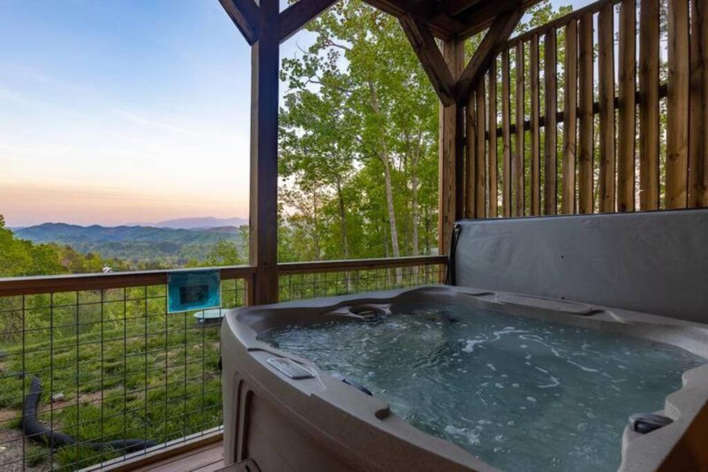 The Appalachian - Your Pigeon Forge Dream Cabin Sevierville Exterior photo