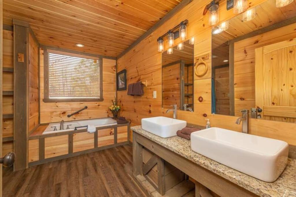 The Appalachian - Your Pigeon Forge Dream Cabin Sevierville Exterior photo